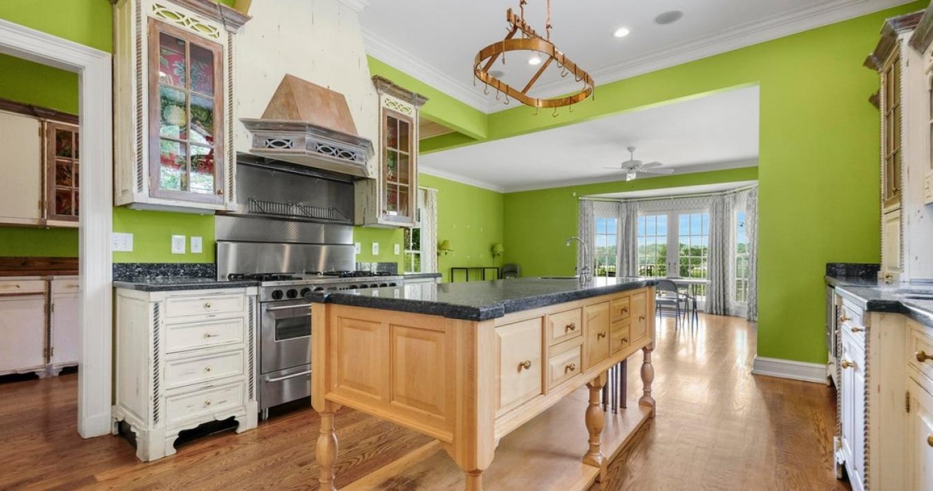 8234 Sutherland Farm Road, Prospect, KY, 40059, United States, 6 Bedrooms Bedrooms, ,4 BathroomsBathrooms,Residential,For Sale,8234 Sutherland Farm Road,1272624