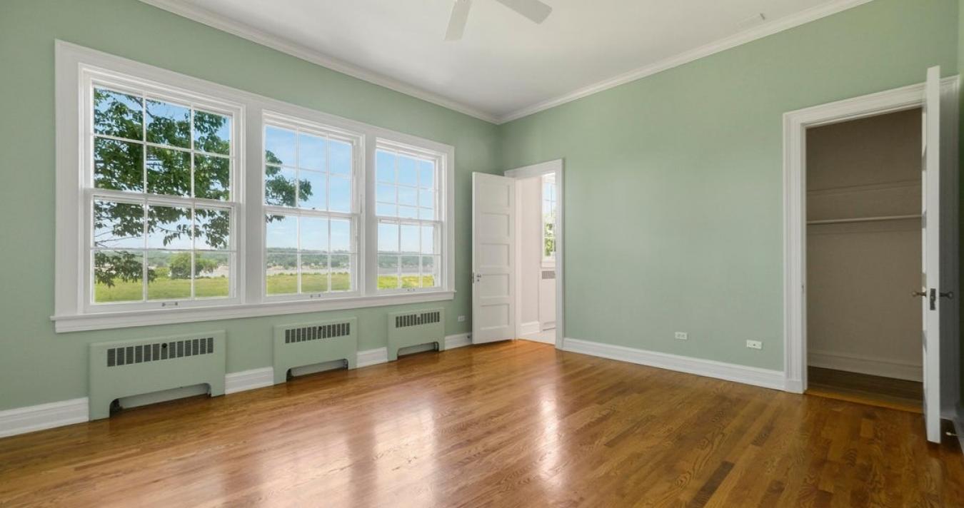 8234 Sutherland Farm Road, Prospect, KY, 40059, United States, 6 Bedrooms Bedrooms, ,4 BathroomsBathrooms,Residential,For Sale,8234 Sutherland Farm Road,1272624