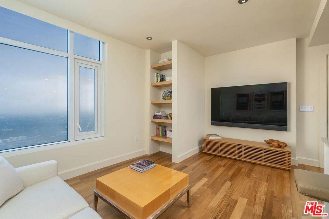 1 W Century Drive #35A, Los Angeles, CA, 90067, United States, 4 Bedrooms Bedrooms, ,6 BathroomsBathrooms,Residential,For Sale,1 W Century Drive #35A,1272623
