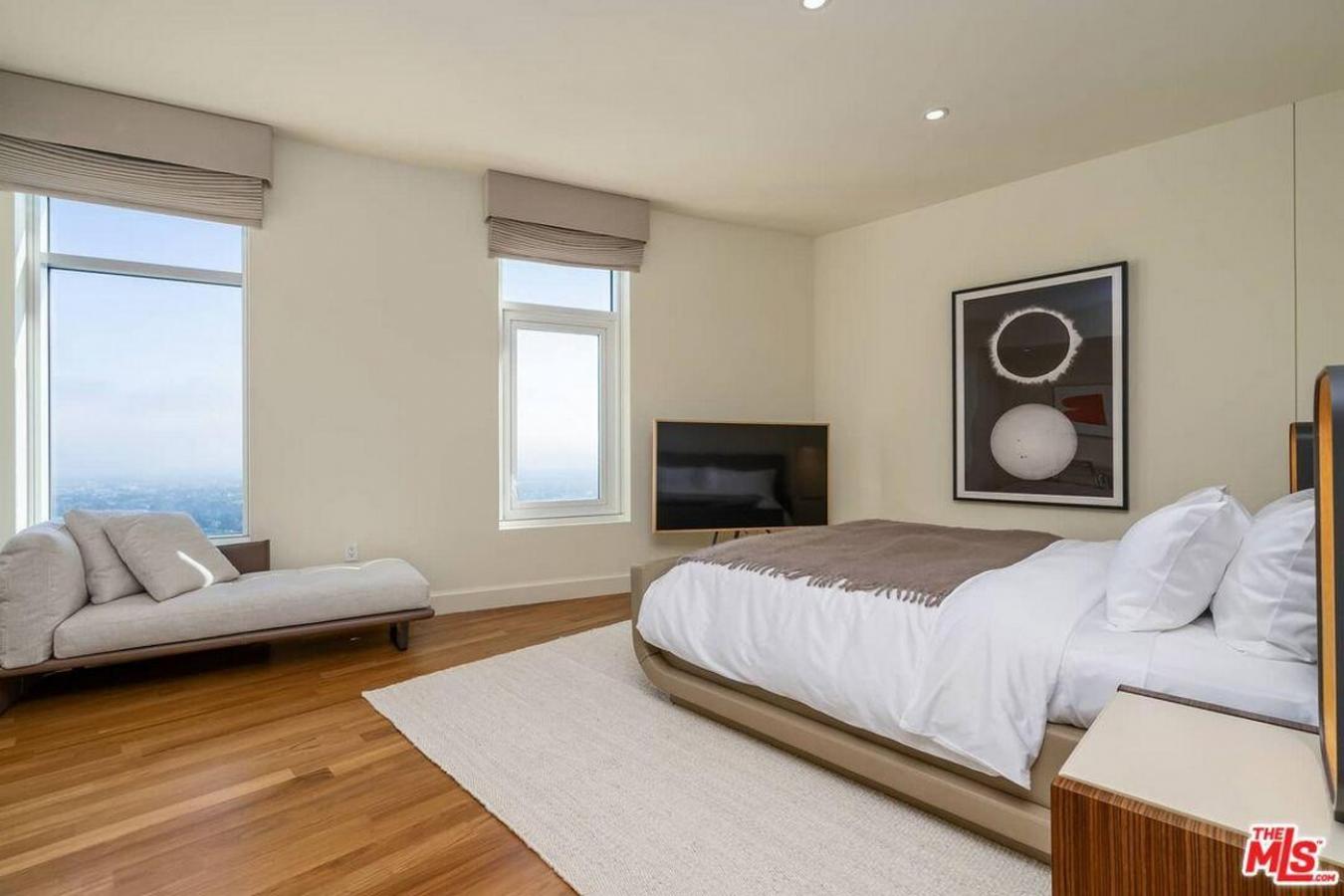 1 W Century Drive #35A, Los Angeles, CA, 90067, United States, 4 Bedrooms Bedrooms, ,6 BathroomsBathrooms,Residential,For Sale,1 W Century Drive #35A,1272623