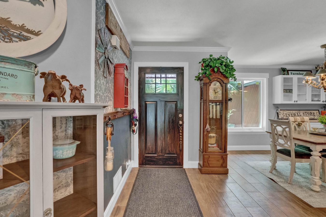 1000 Elm Street, Oviedo, Florida, United States, 4 Bedrooms Bedrooms, ,3 BathroomsBathrooms,Residential,For Sale,1000 Elm Street,1280581