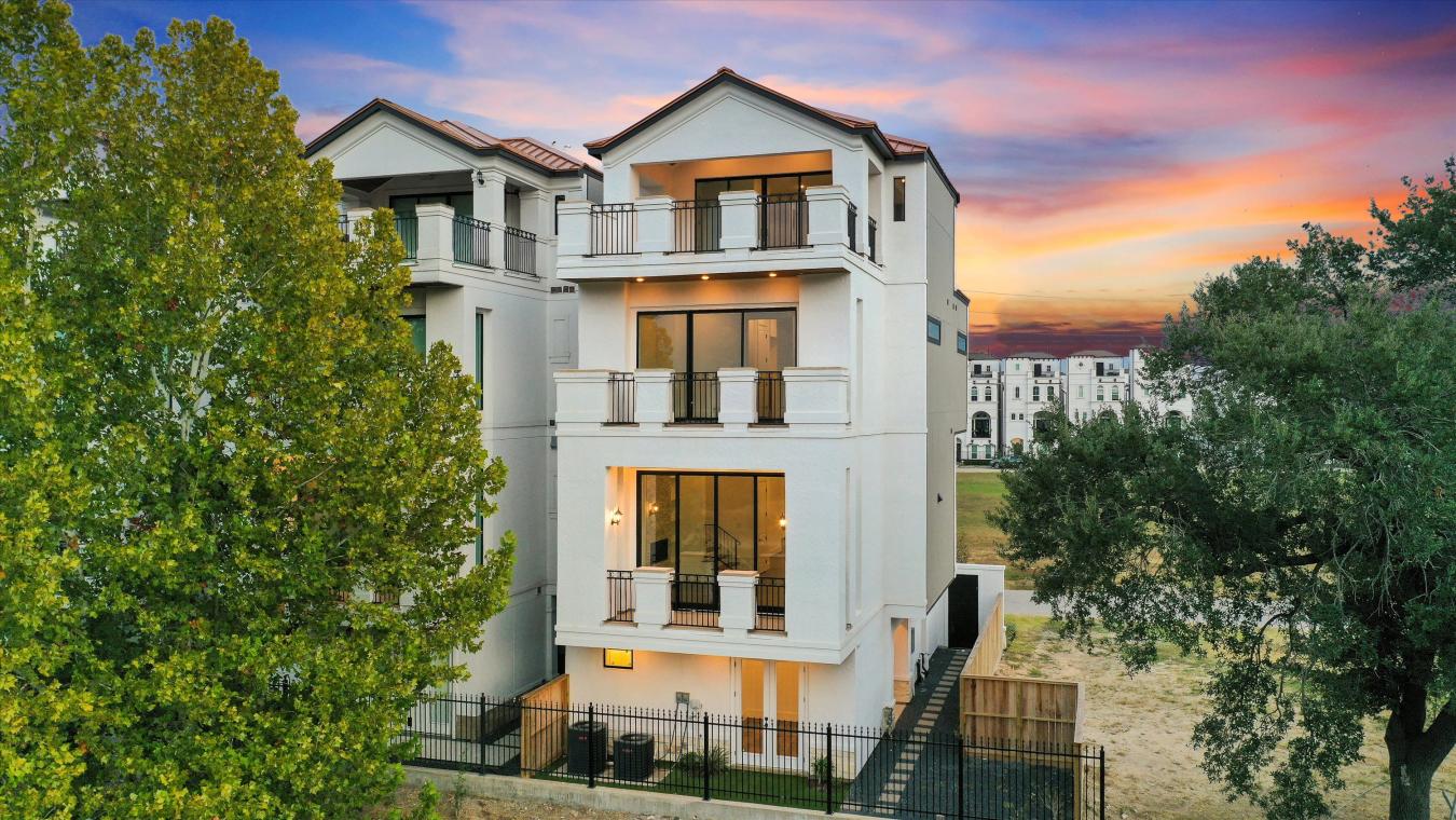 615 N Live Oak, Houston, Texas, 77003, United States, 4 Bedrooms Bedrooms, ,4 BathroomsBathrooms,Residential,For Sale,615 N Live Oak,1280508