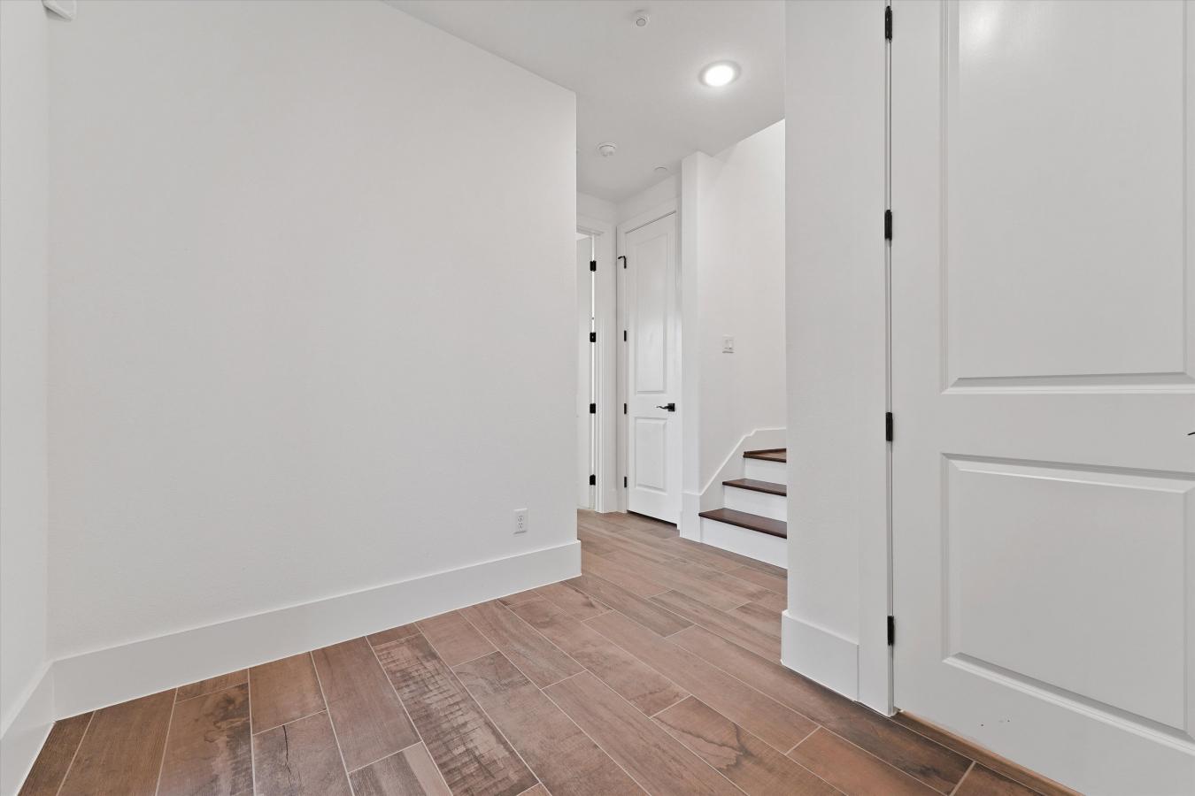 615 N Live Oak, Houston, Texas, 77003, United States, 4 Bedrooms Bedrooms, ,4 BathroomsBathrooms,Residential,For Sale,615 N Live Oak,1280508