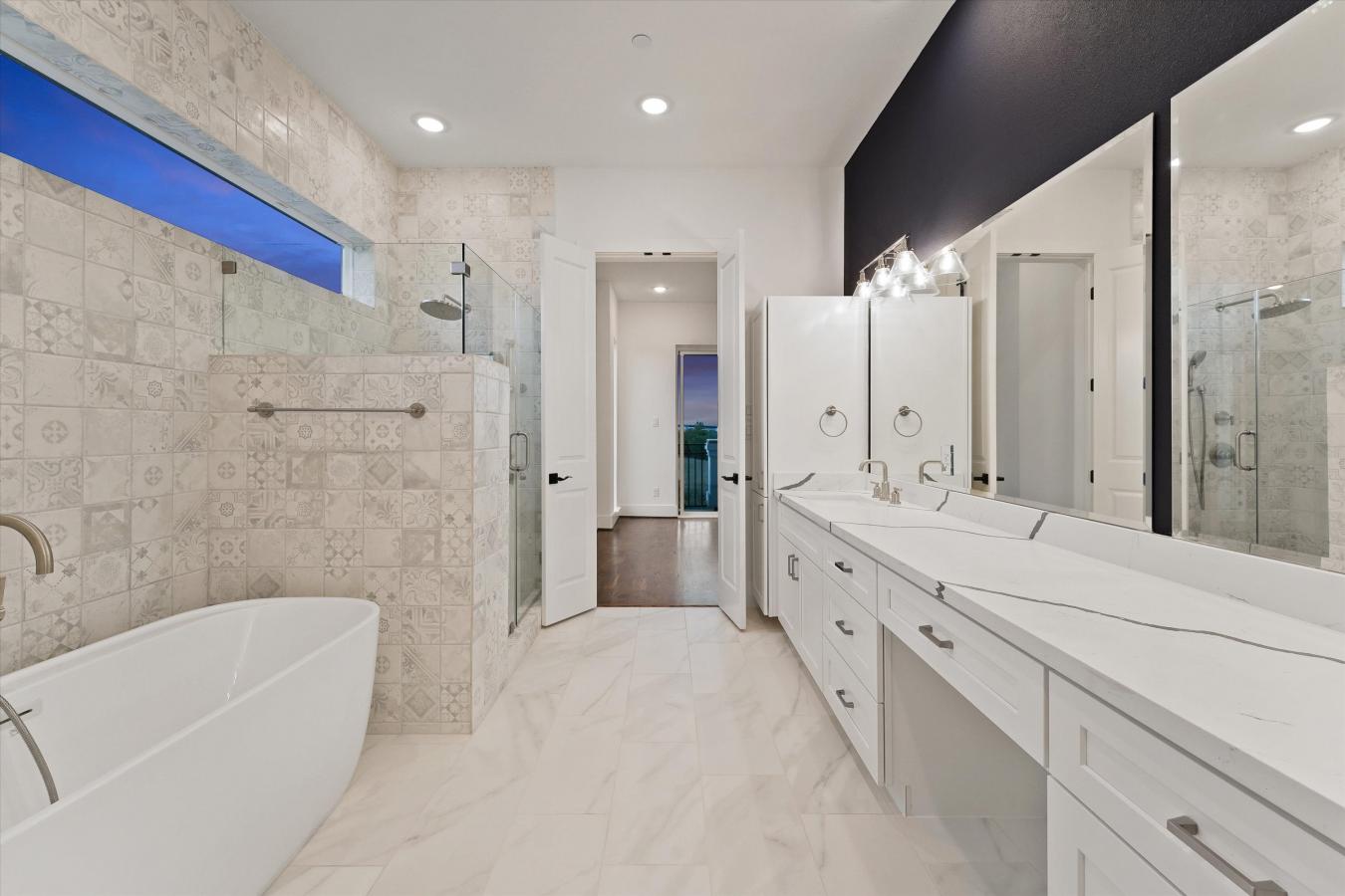 615 N Live Oak, Houston, Texas, 77003, United States, 4 Bedrooms Bedrooms, ,4 BathroomsBathrooms,Residential,For Sale,615 N Live Oak,1280508