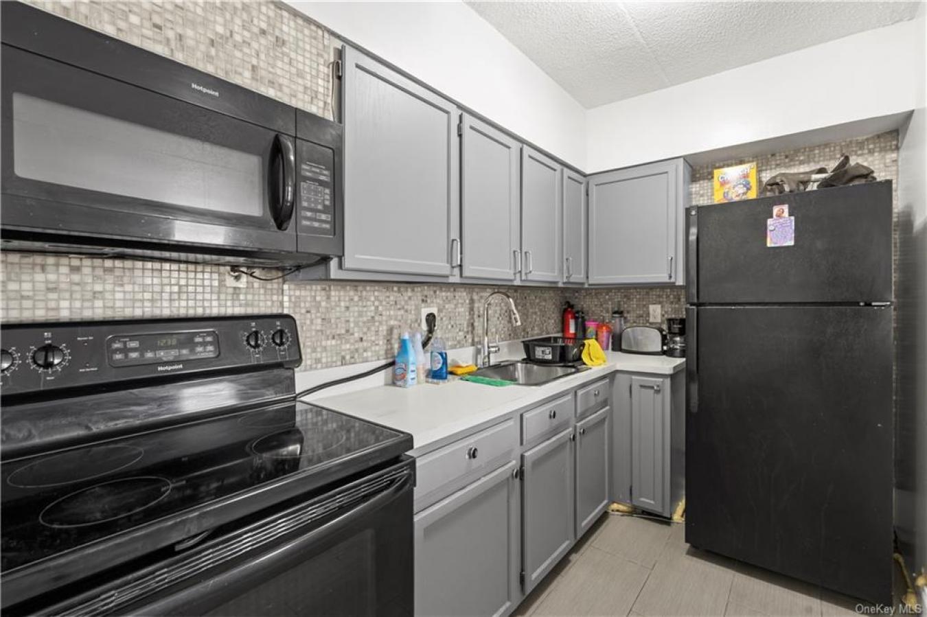 412 E 143rd Street, Bronx, NY, 10454, United States, 6 Bedrooms Bedrooms, ,4 BathroomsBathrooms,Residential,For Sale,412 E 143rd Street,1283023