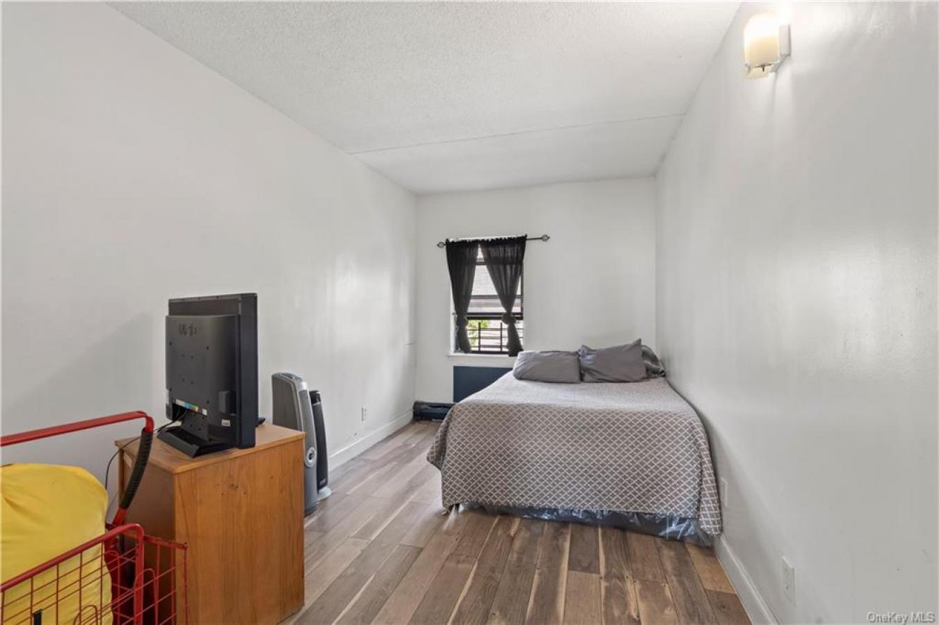 412 E 143rd Street, Bronx, NY, 10454, United States, 6 Bedrooms Bedrooms, ,4 BathroomsBathrooms,Residential,For Sale,412 E 143rd Street,1283023