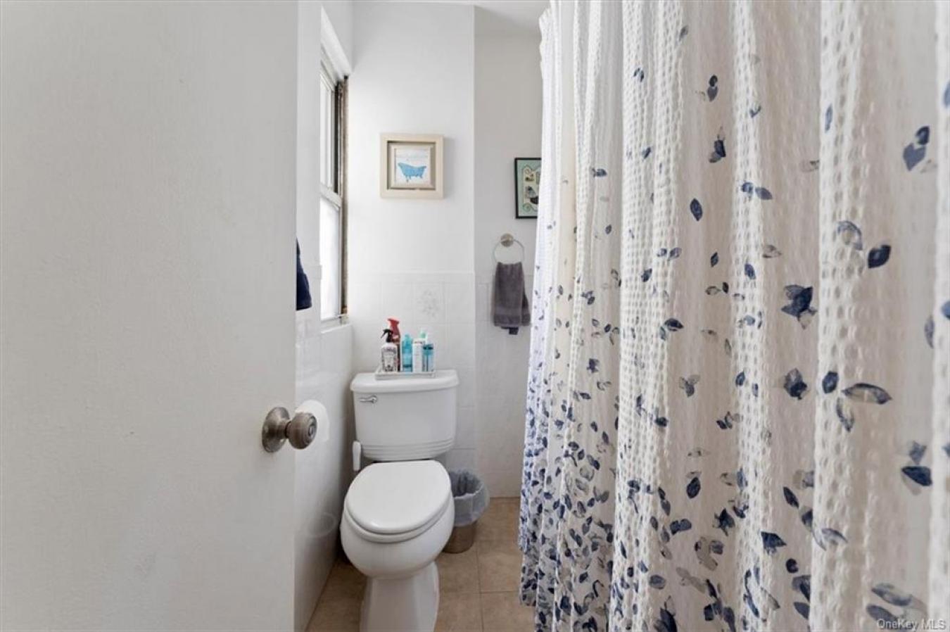 1486 Saint Lawrence Avenue, Bronx, NY, 10460, United States, 5 Bedrooms Bedrooms, ,2 BathroomsBathrooms,Residential,For Sale,1486 Saint Lawrence Avenue,1283022