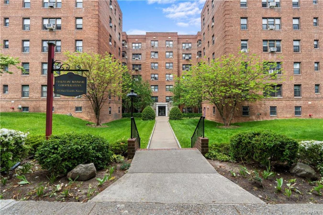 485 E Lincoln Avenue # 109, Mount Vernon, NY, 10552, United States, 1 Bedroom Bedrooms, ,1 BathroomBathrooms,Residential,For Sale,485 E Lincoln Avenue # 109,75815