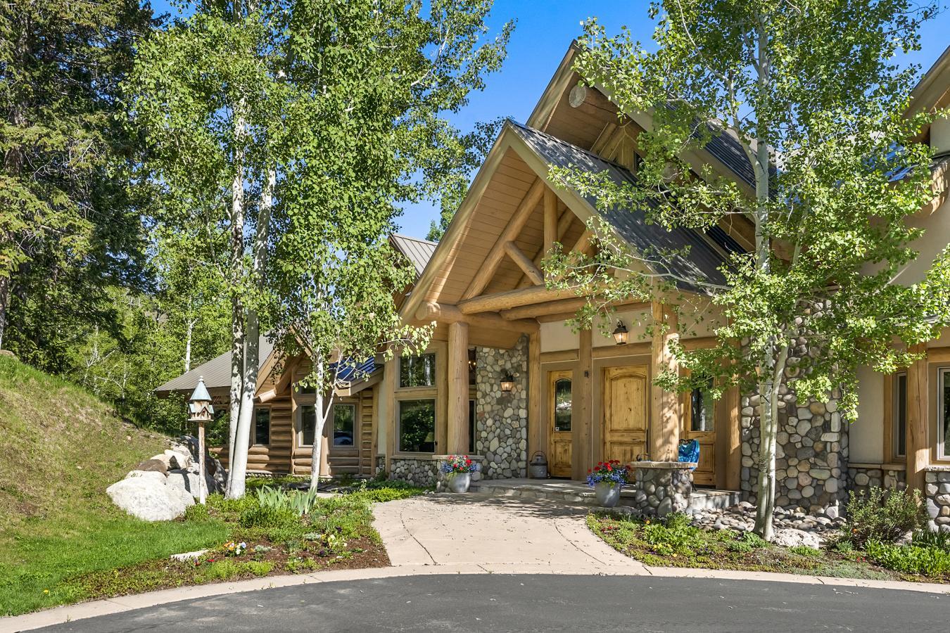 27795 CR 14, Oak Creek, CO, 80487, United States, 5 Bedrooms Bedrooms, ,7 BathroomsBathrooms,Residential,For Sale,27795 CR 14,1419111