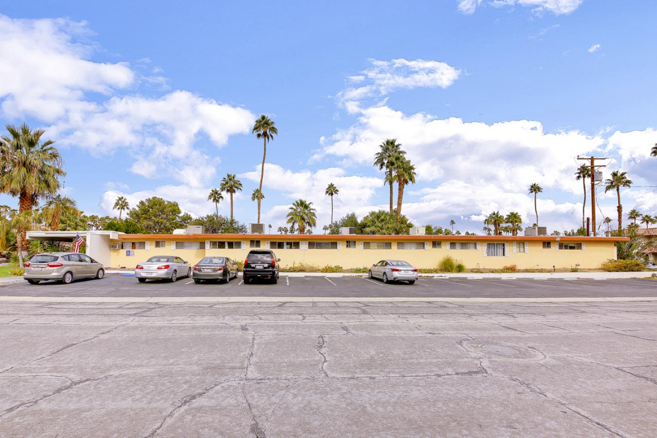 350 W Chino Canyon Road, Palm Springs, California, 92262, United States, 39 Bedrooms Bedrooms, ,25 BathroomsBathrooms,Residential,For Sale,350 W Chino Canyon Road,1285113