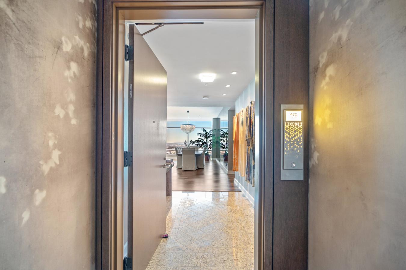 900 W. Olympic Boulevard, Los Angeles, CA, 90015, United States, 3 Bedrooms Bedrooms, ,3 BathroomsBathrooms,Residential,For Sale,900 W. Olympic Boulevard,1285525
