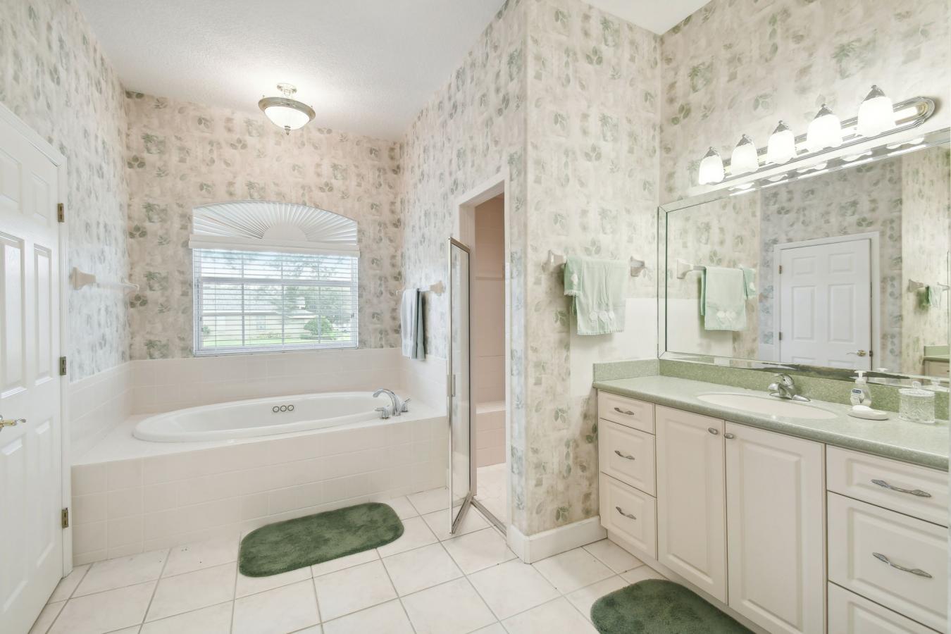 304 Lochen Circle SE, Winter Haven, FL, 33884, United States, 4 Bedrooms Bedrooms, ,3 BathroomsBathrooms,Residential,For Sale,304 Lochen Circle SE,1293184