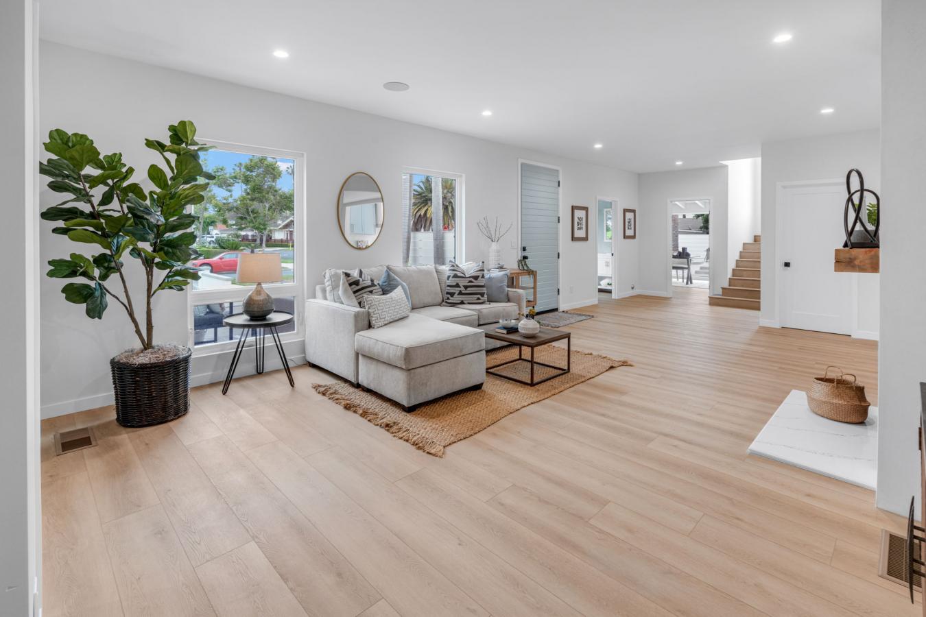 4160 Locust Avenue, Long Beach, CA, 90807, United States, 5 Bedrooms Bedrooms, ,5 BathroomsBathrooms,Residential,For Sale,4160 Locust Avenue,1289409