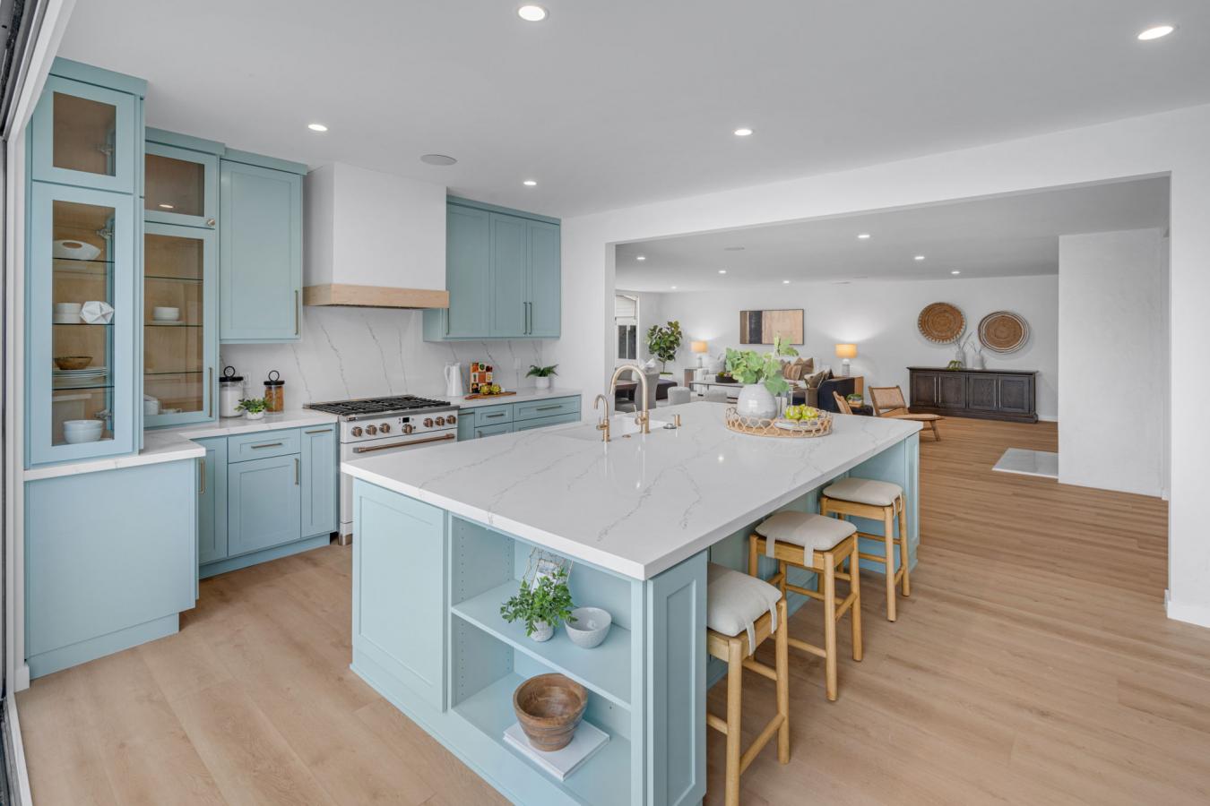 4160 Locust Avenue, Long Beach, CA, 90807, United States, 5 Bedrooms Bedrooms, ,5 BathroomsBathrooms,Residential,For Sale,4160 Locust Avenue,1289409
