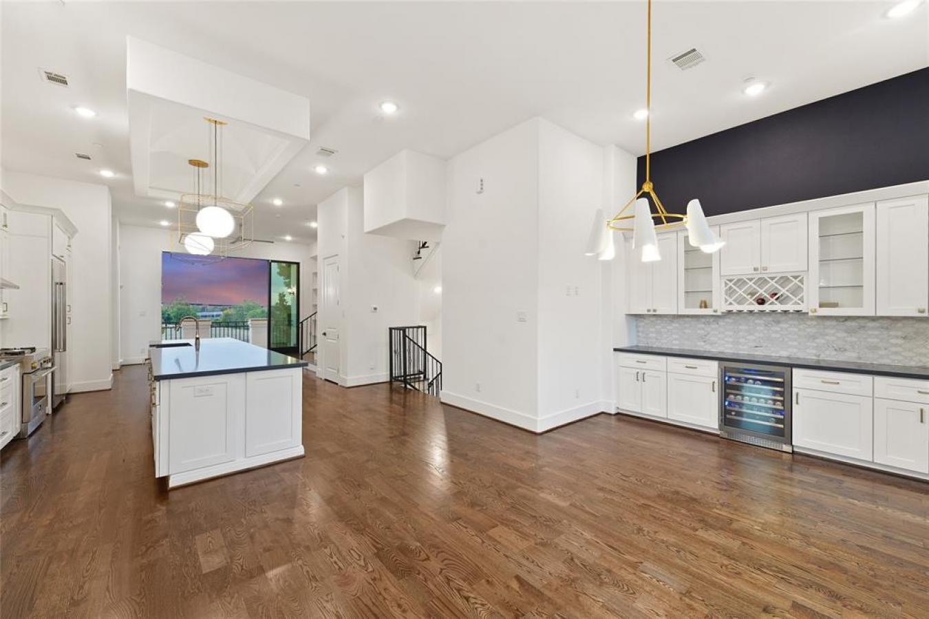 615 N Live Oak Street, Houston, TX, 77003, United States, 4 Bedrooms Bedrooms, ,4 BathroomsBathrooms,Residential,For Sale,615 N Live Oak Street,1292939