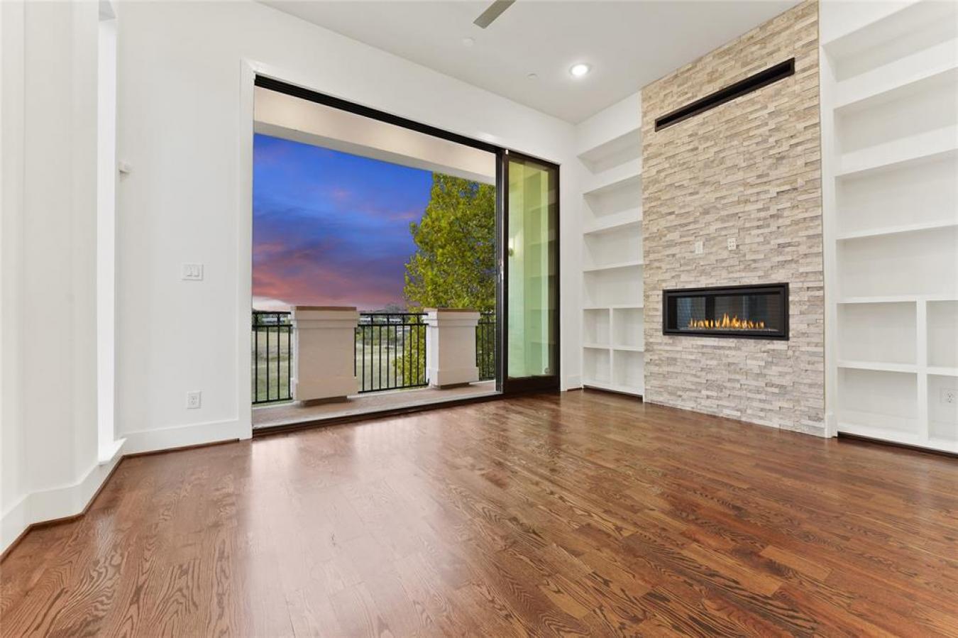 615 N Live Oak Street, Houston, TX, 77003, United States, 4 Bedrooms Bedrooms, ,4 BathroomsBathrooms,Residential,For Sale,615 N Live Oak Street,1292939
