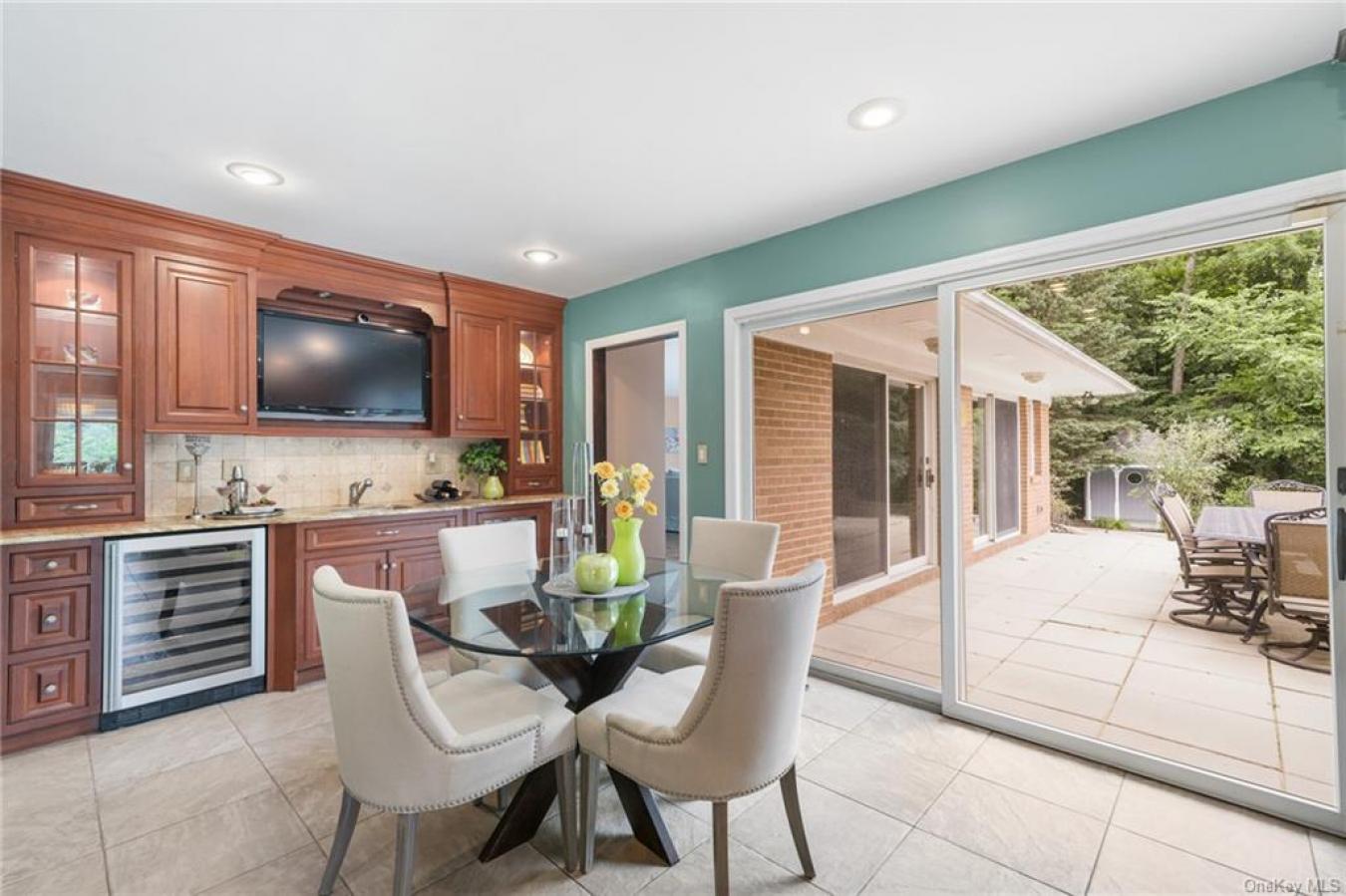 21 Orchard Circle, Ramapo, NY, 10901, United States, 4 Bedrooms Bedrooms, ,2 BathroomsBathrooms,Residential,For Sale,21 Orchard Circle,1295987