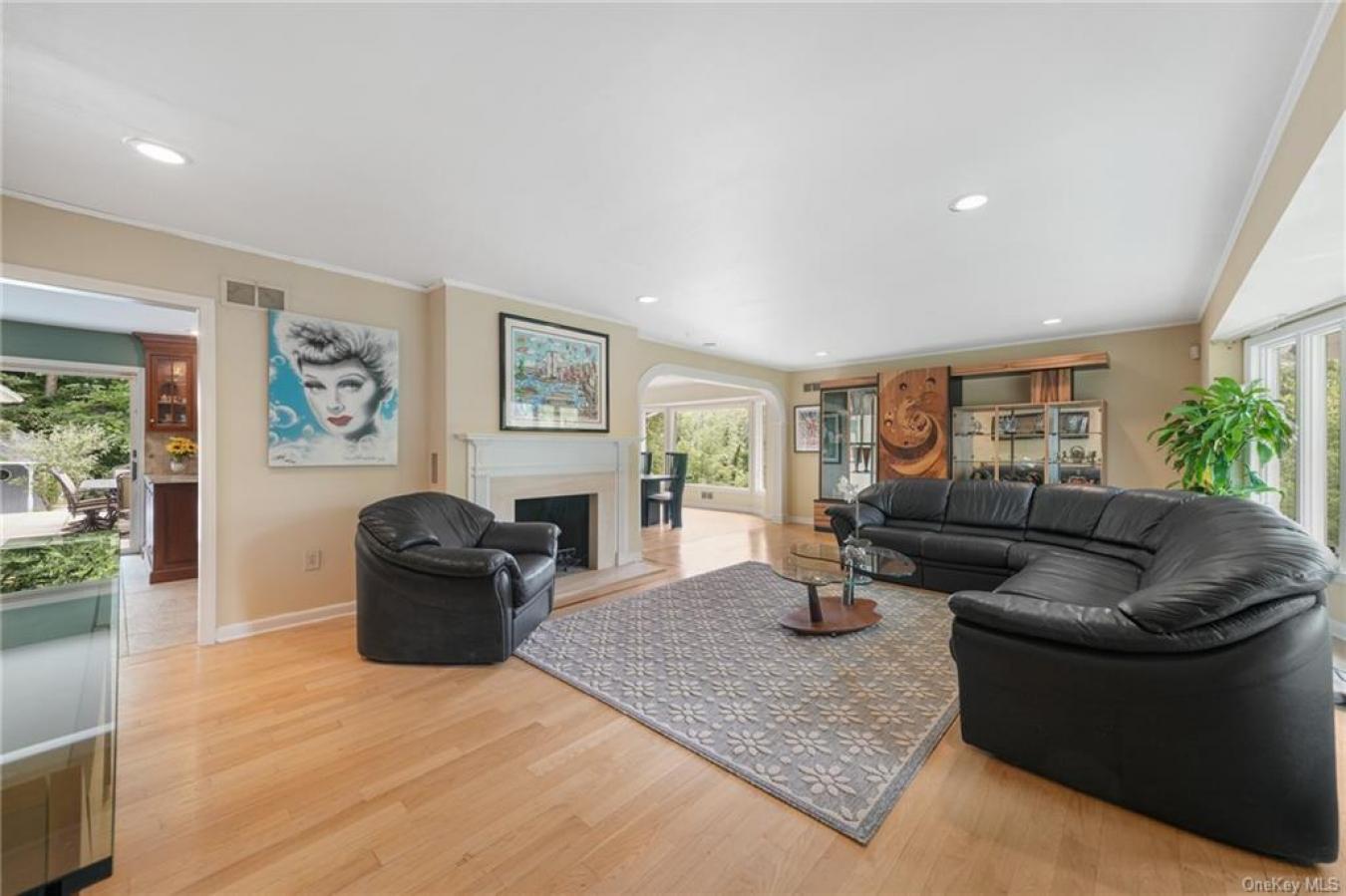 21 Orchard Circle, Ramapo, NY, 10901, United States, 4 Bedrooms Bedrooms, ,2 BathroomsBathrooms,Residential,For Sale,21 Orchard Circle,1295987