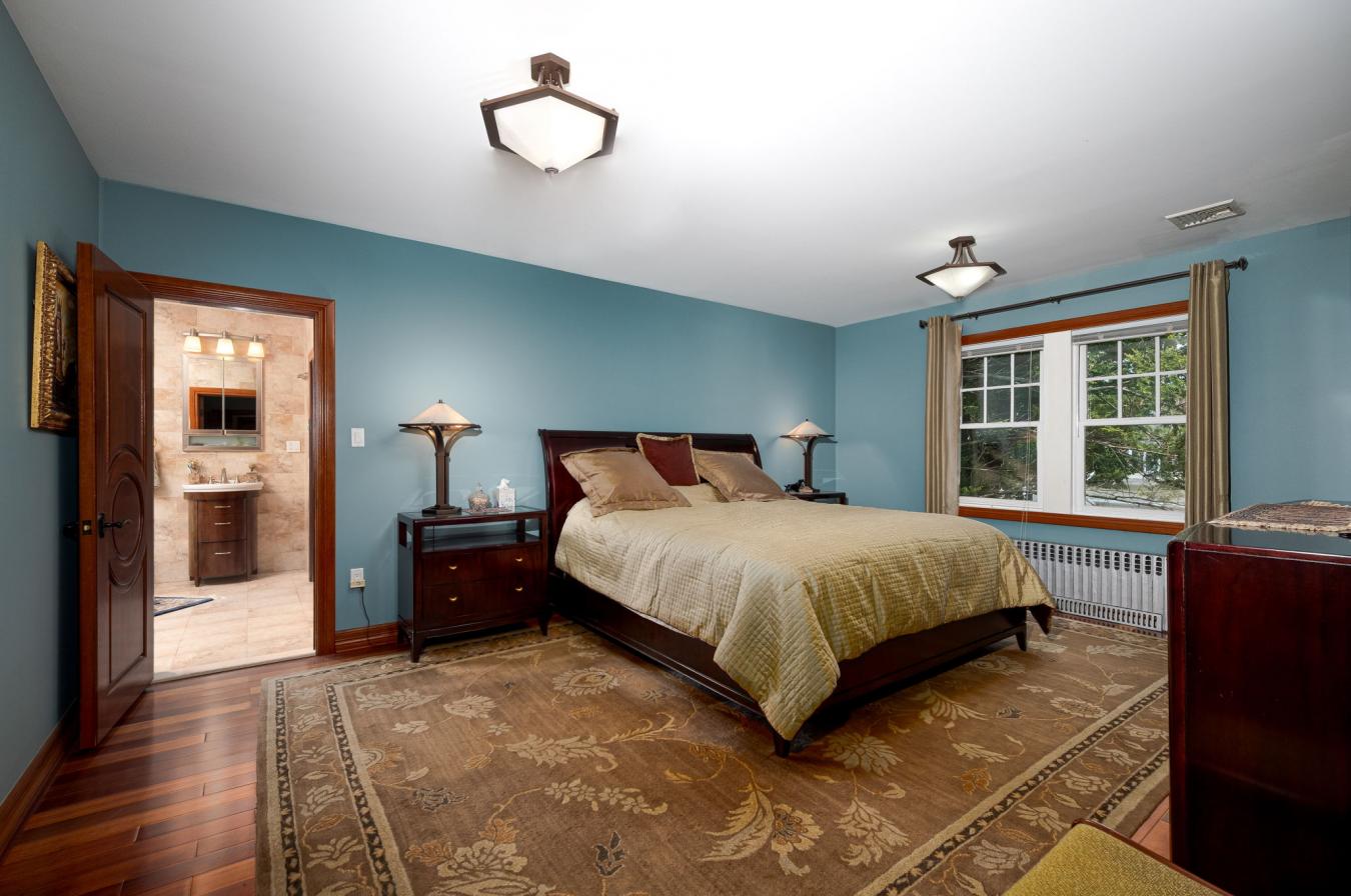 71-56 Ingram Street, Forest Hills, NY, 11375, United States, 4 Bedrooms Bedrooms, ,4 BathroomsBathrooms,Residential,For Sale,71-56 Ingram Street,1299559