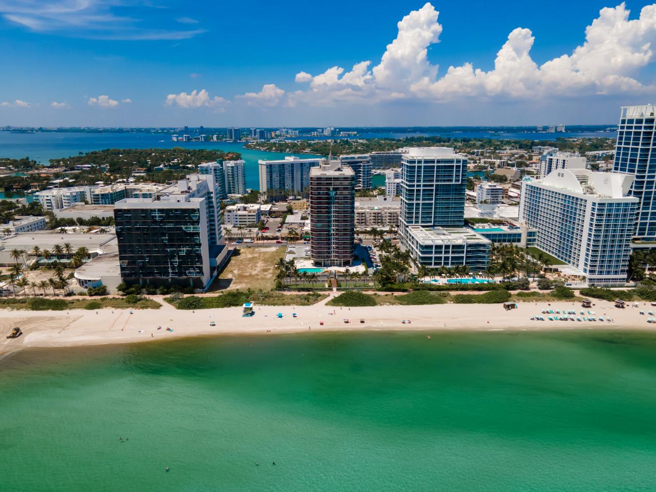 6767 Collins Avenue, MIAMI BEACH, FL, 33141, United States, 2 Bedrooms Bedrooms, ,2 BathroomsBathrooms,Residential,For Sale,6767 Collins Avenue,1301155
