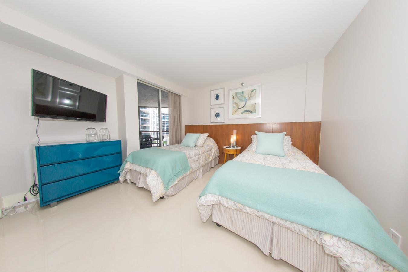 6767 Collins Avenue, MIAMI BEACH, FL, 33141, United States, 2 Bedrooms Bedrooms, ,2 BathroomsBathrooms,Residential,For Sale,6767 Collins Avenue,1301155