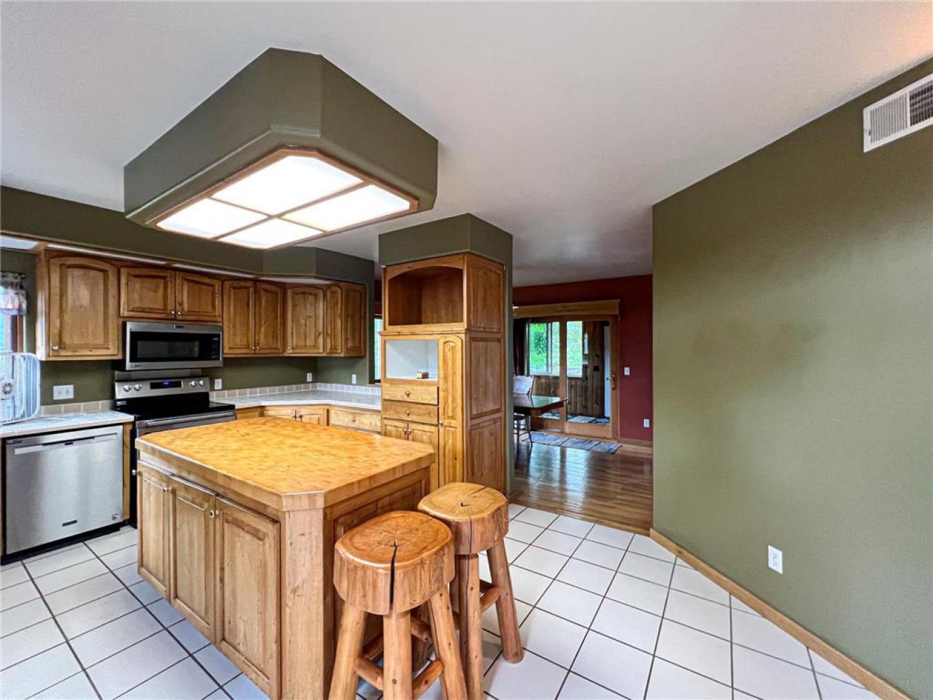 26177 Irvine Avenue NE, Nebish Twp, MN, 56667, United States, 6 Bedrooms Bedrooms, ,3 BathroomsBathrooms,Residential,For Sale,26177 Irvine Avenue NE,1301146