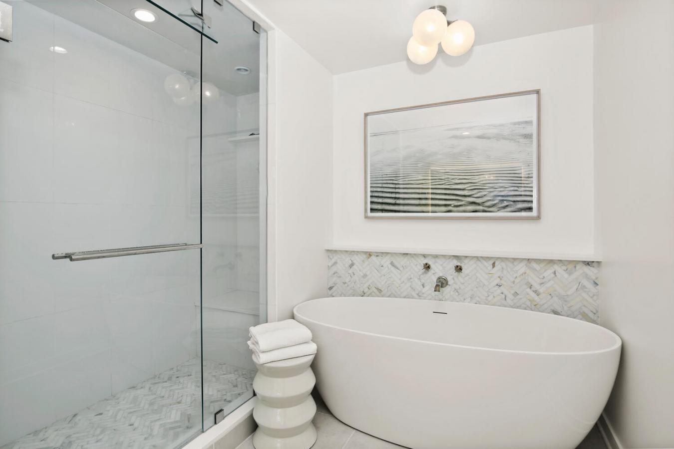 31 Soundview Drive, Westport, Connecticut, 06880, United States, 4 Bedrooms Bedrooms, ,4 BathroomsBathrooms,Residential,For Sale,31 Soundview Drive,1301736