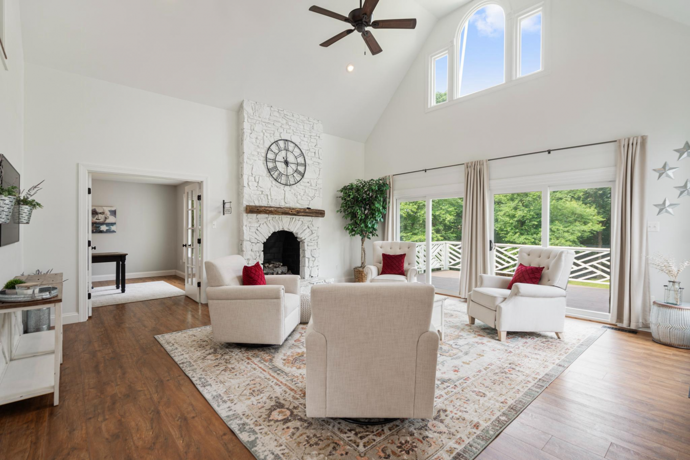 19829 Colchester Road, Purcellville, VA, 20132, United States, 5 Bedrooms Bedrooms, ,3 BathroomsBathrooms,Residential,For Sale,19829 Colchester Road,1308314