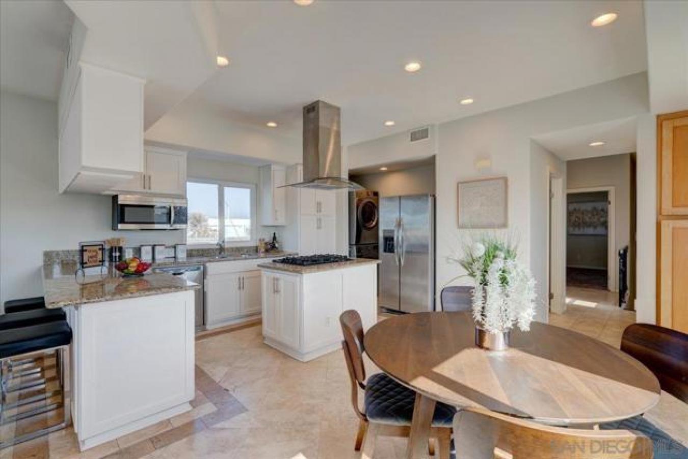 727 Ostend Court, San Diego, CA, 92109, United States, 3 Bedrooms Bedrooms, ,2 BathroomsBathrooms,Residential,For Sale,727 Ostend Court,1308301
