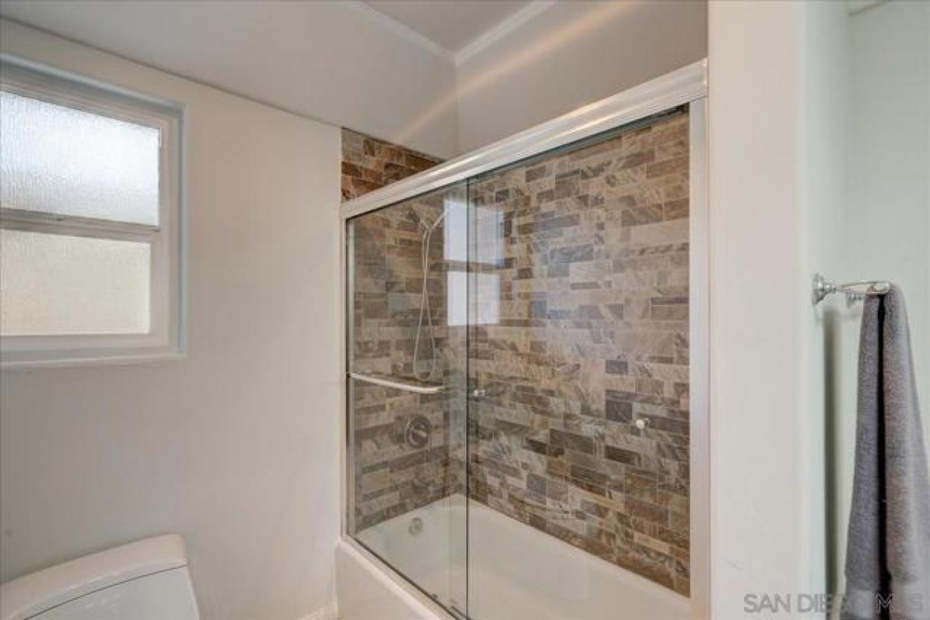 727 Ostend Court, San Diego, CA, 92109, United States, 3 Bedrooms Bedrooms, ,2 BathroomsBathrooms,Residential,For Sale,727 Ostend Court,1308301