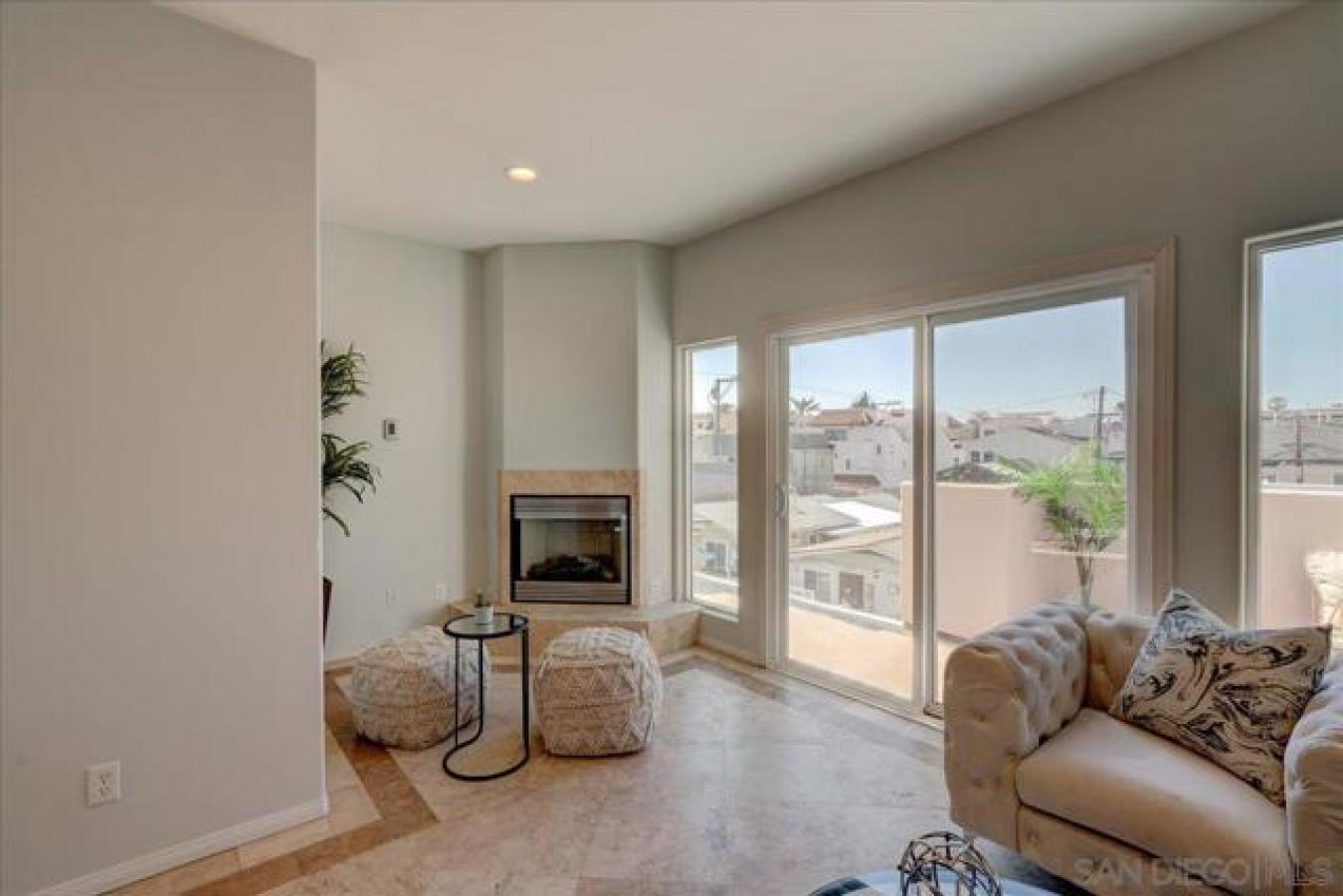 727 Ostend Court, San Diego, CA, 92109, United States, 3 Bedrooms Bedrooms, ,2 BathroomsBathrooms,Residential,For Sale,727 Ostend Court,1308301