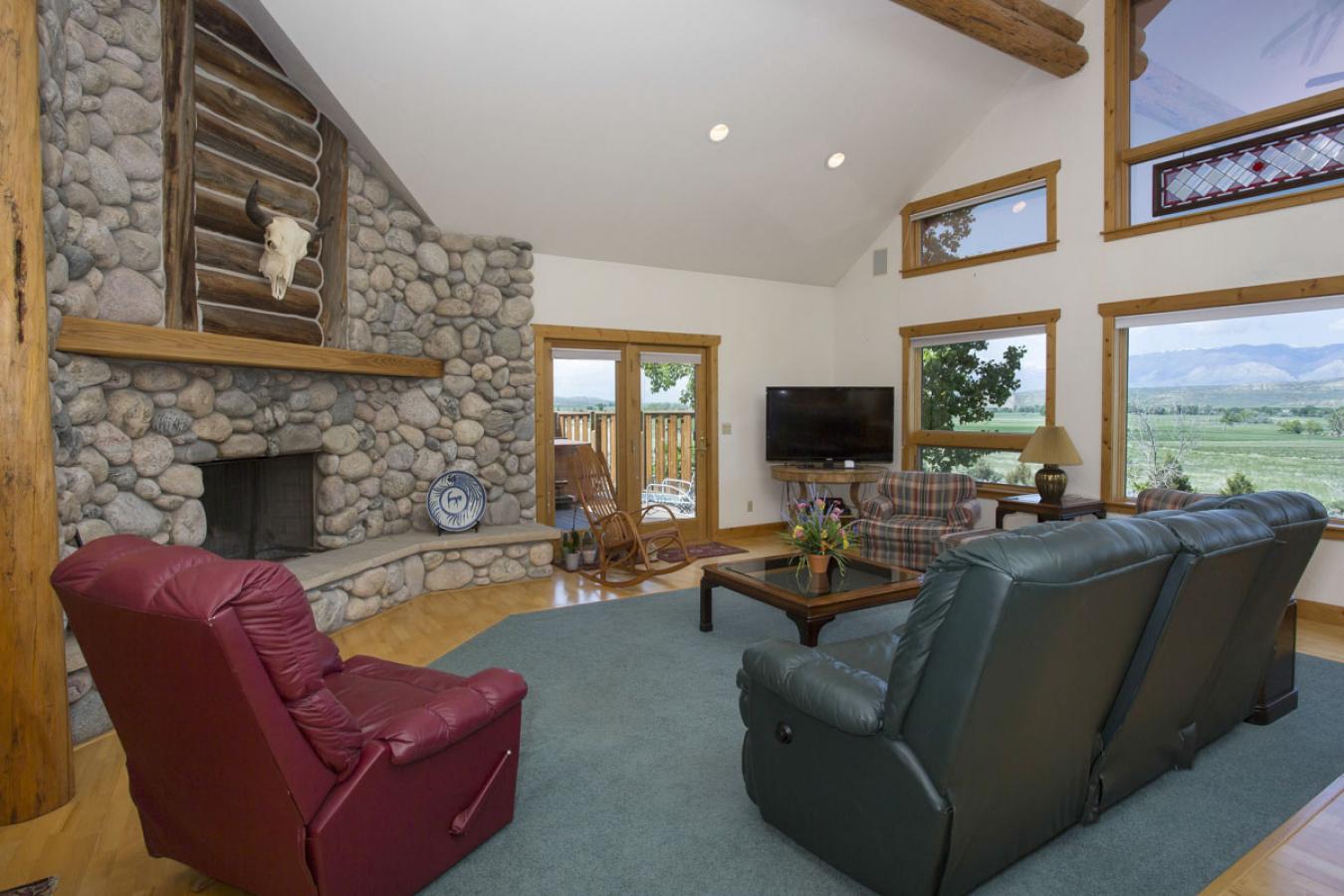 123 Lovers Lane, Belfry, MT, 59008, United States, 3 Bedrooms Bedrooms, ,2 BathroomsBathrooms,Residential,For Sale,123 Lovers Lane,1308267
